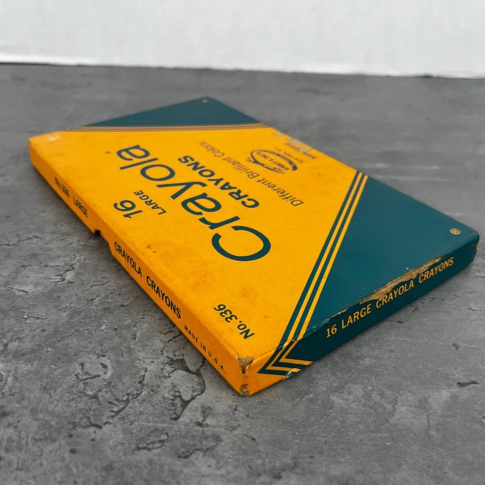 VTG 1940s-50s Crayola 16 Large Crayons No 336 Binney & Smith Different Brilliant